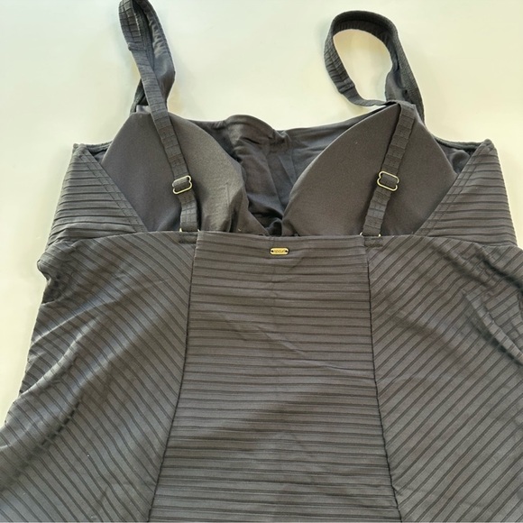 Rip Curl Premium Surf D-DD One Piece Swim Suit Black Ribbed NWT Women’s Size 2XL - Picture 6 of 12